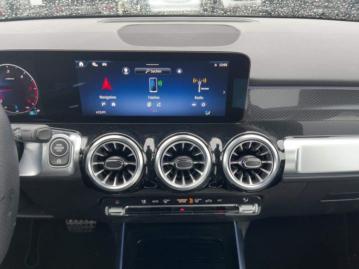 Fahrzeugabbildung Mercedes-Benz GLB 220 d 4M AMG/Night/Kamera/AHK/19''