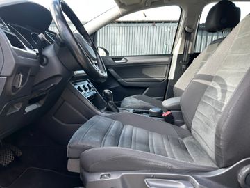 Volkswagen Touran - 9