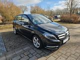 Mercedes-Benz Mercedes B 200 1.Hand*AHK*Top Gepflegt - : Van, Mercedes