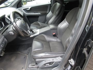 Volvo XC60 - 11