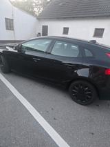 Volvo V40 D2  - Volvo V40 aus 2014