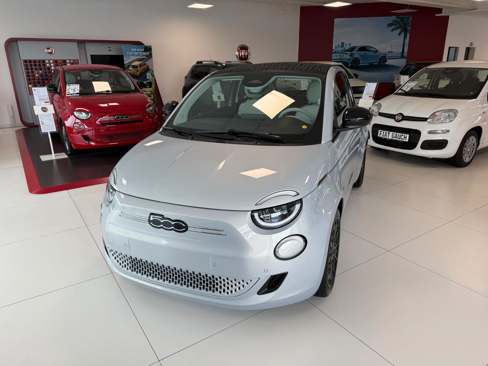 Fiat 500e La Prima Cabrio 42 kWh imagem 2