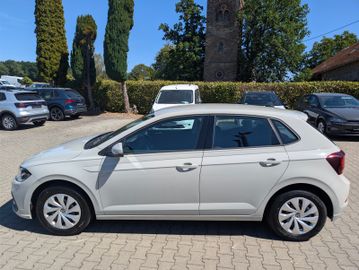 Volkswagen Polo - 2