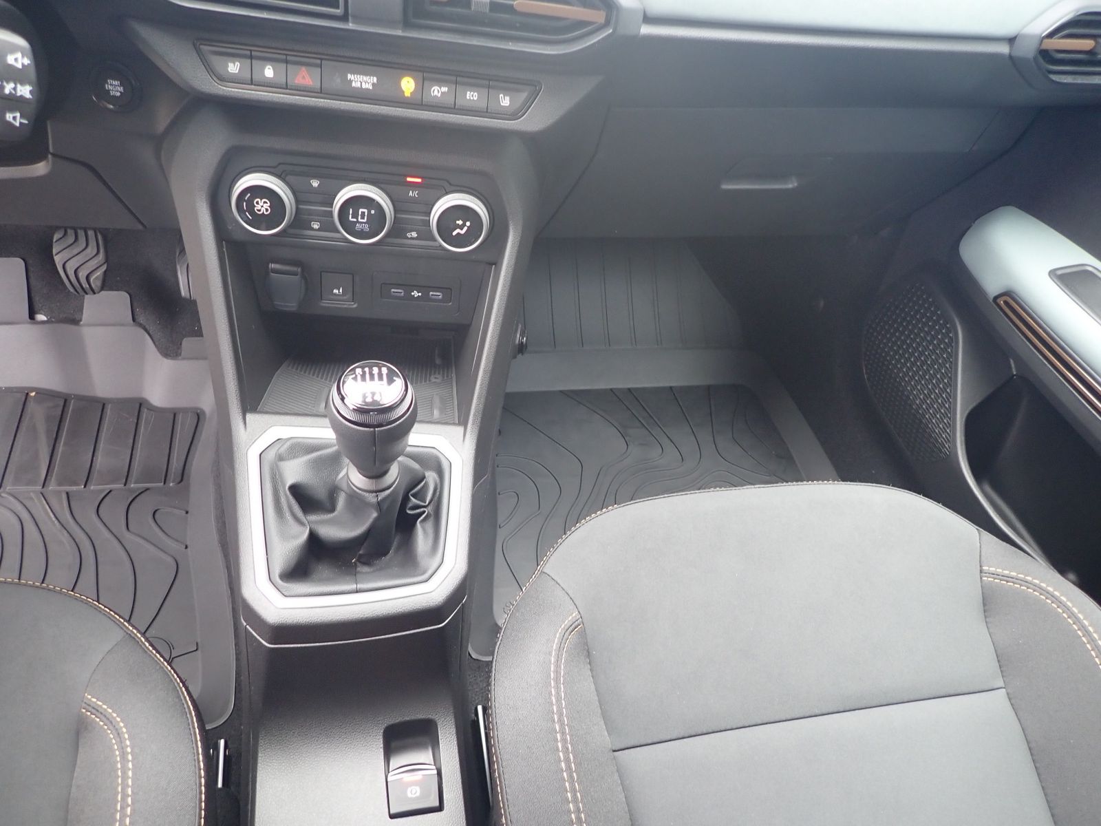 Fahrzeugabbildung Dacia Sandero Stepway Extreme TCe 110