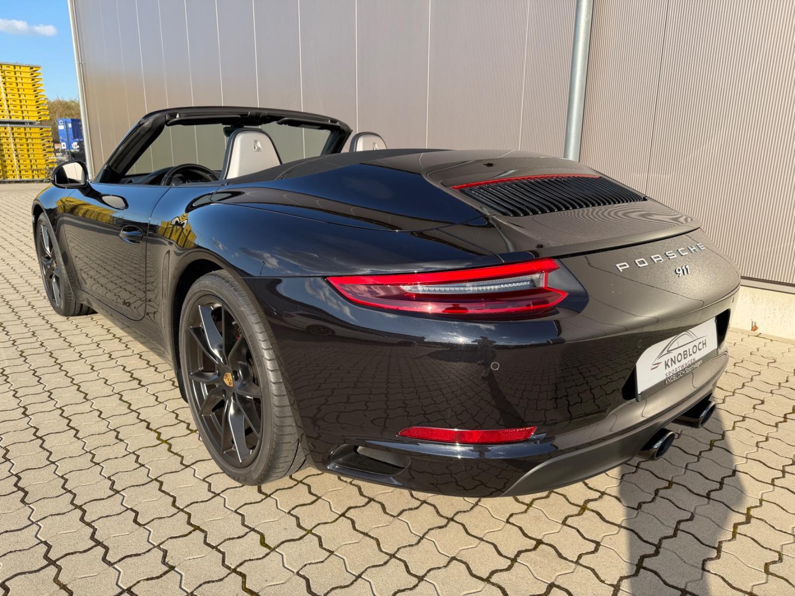 Porsche 911 Carrera S Cabrio PDK ! 1 Hand, Service neu !