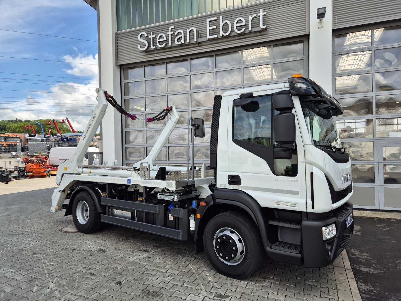 Fahrzeugabbildung Iveco Eurocargo ML160E32/P Meiller AK 10. T Funk AHK