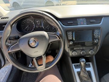 Skoda Octavia - 8