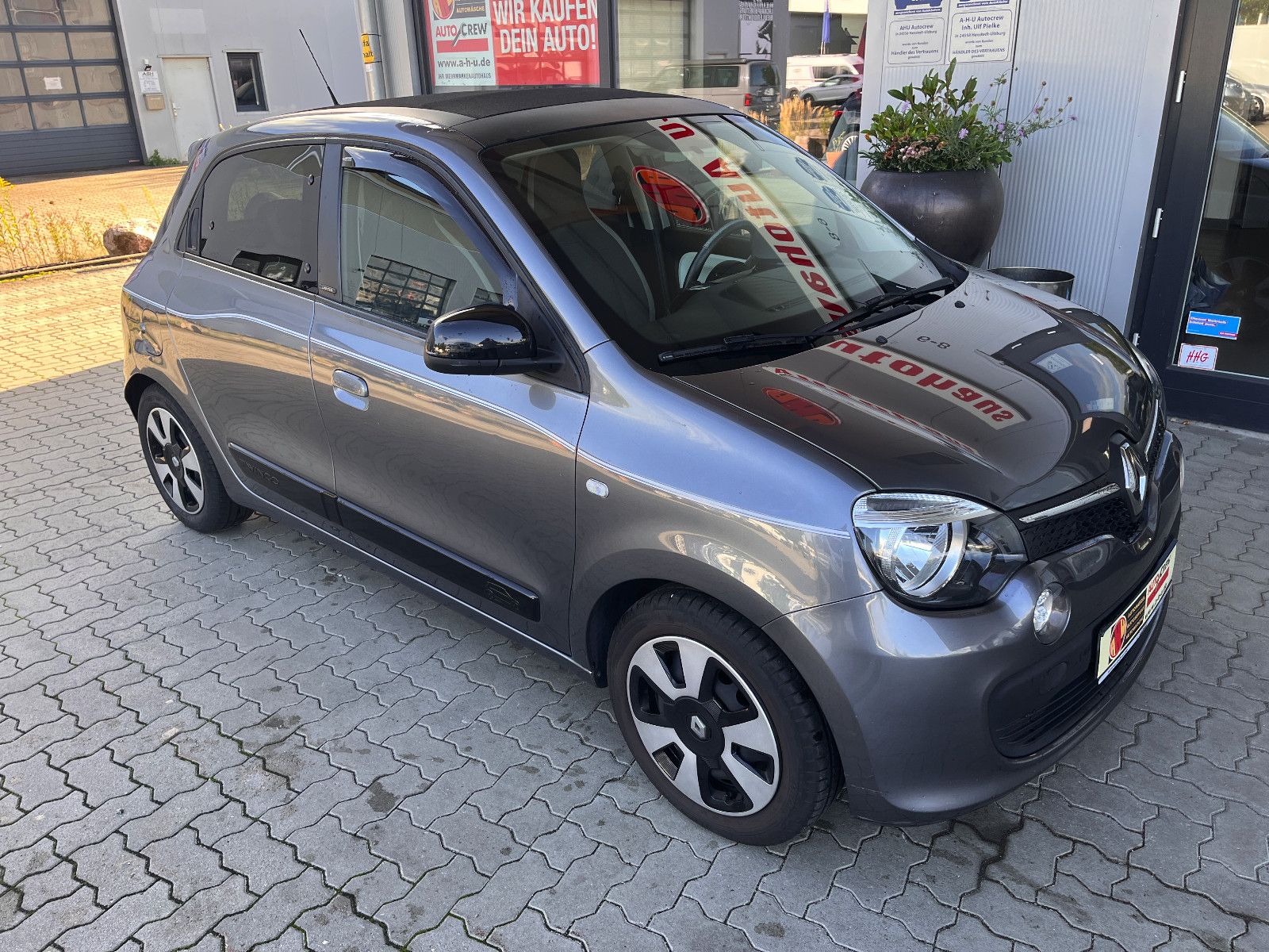 Fahrzeugabbildung Renault Twingo Limited Faltdach
