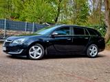Opel insignia Sports tuorer - Opel Insignia aus 2025