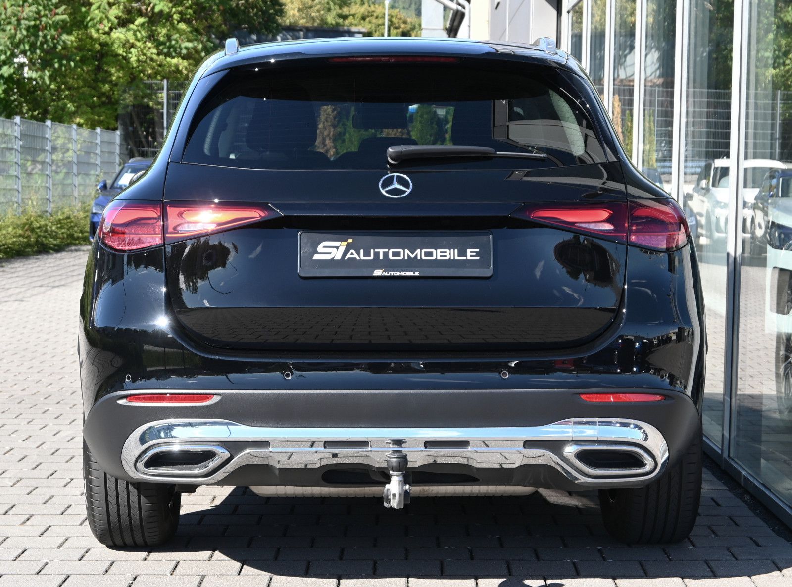 Fahrzeugabbildung Mercedes-Benz GLC 200 4MATIC Aut. °AHK°MEMORY°360°-KAM°8-FACH°
