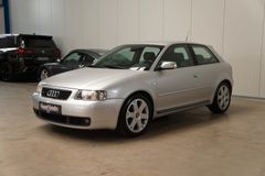 AUDI S3 1.8T quattro/Service neu/sehr gepflegt