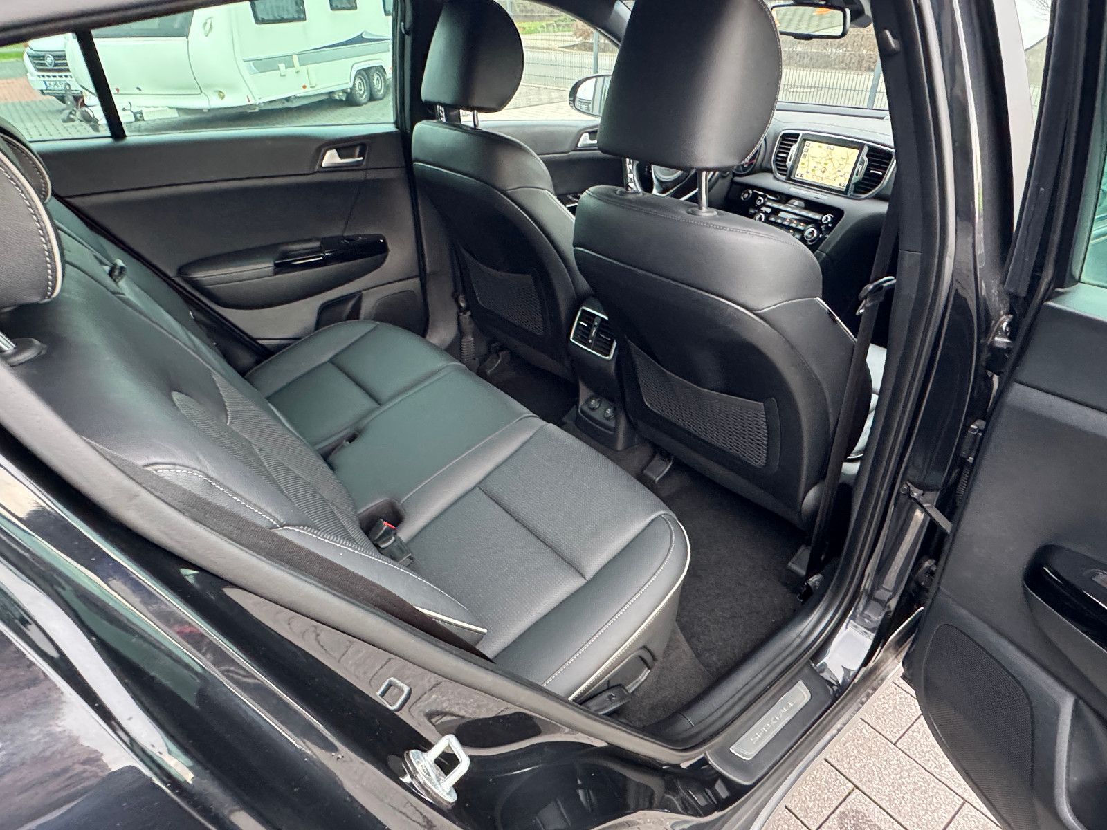 Fahrzeugabbildung Kia Sportage GT-Line 4WD