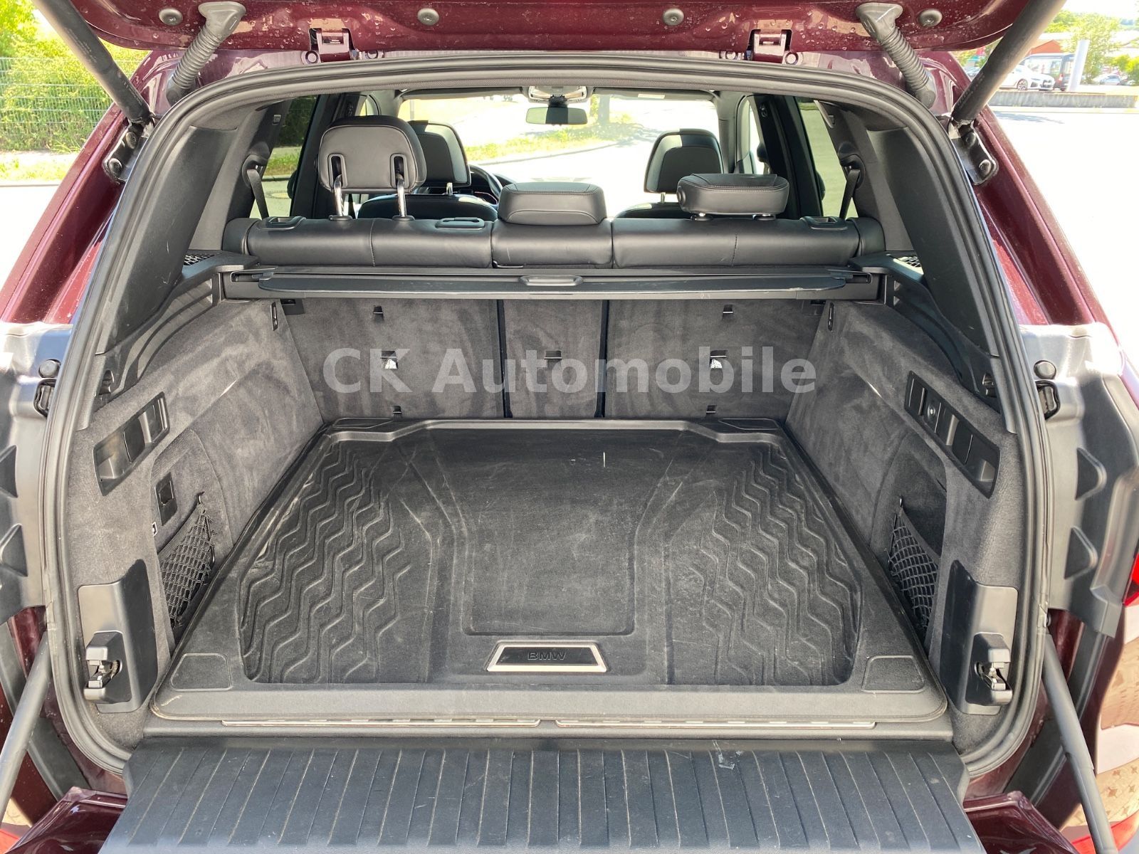 Fahrzeugabbildung BMW X5 xDrive 45e Individual/HeadUp/360°Kam/LED/AHK