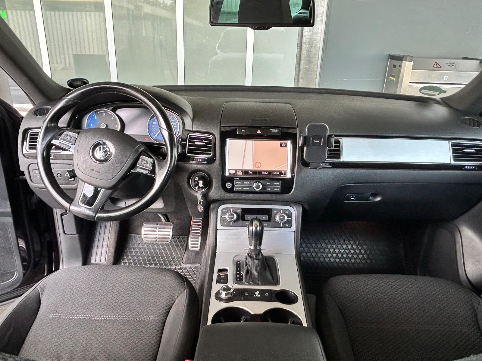 Volkswagen Touareg V6 TDI 240ch - 2 ème main - Attelage - Carnet entretien - Freins & pneus neufs