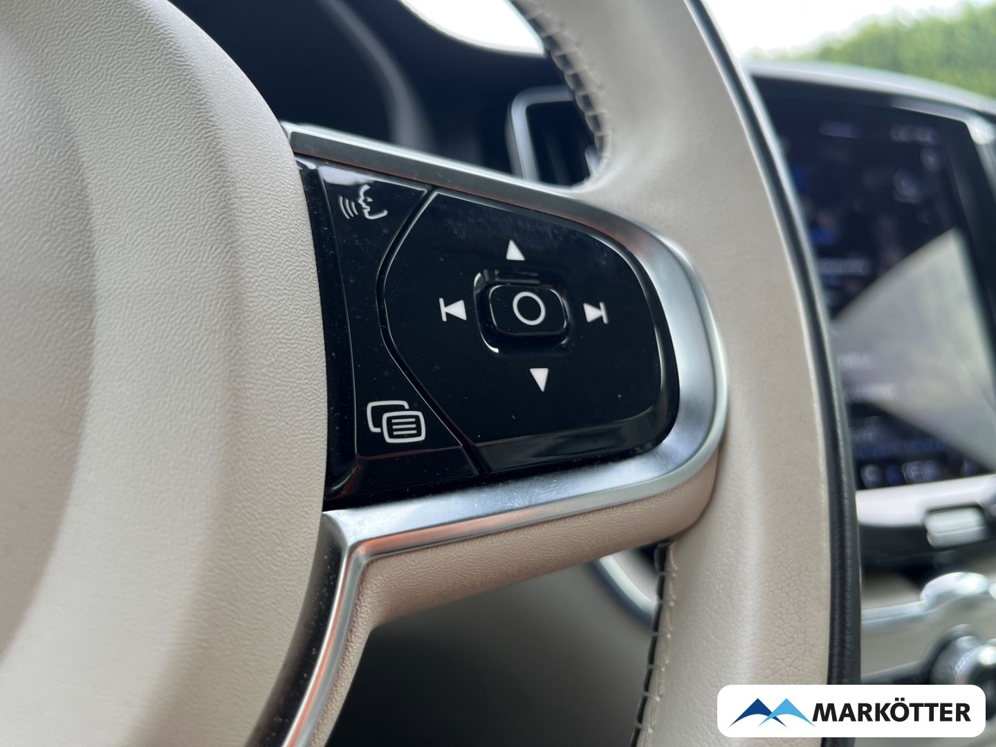 Volvo XC60 B4 Inscription ACC H&K LenkradH Kamera 19'' foto 14