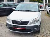 Skoda Fabia Combi Scout Automatik Navi - Skoda Fabia Gebrauchtwagen in Duisburg
