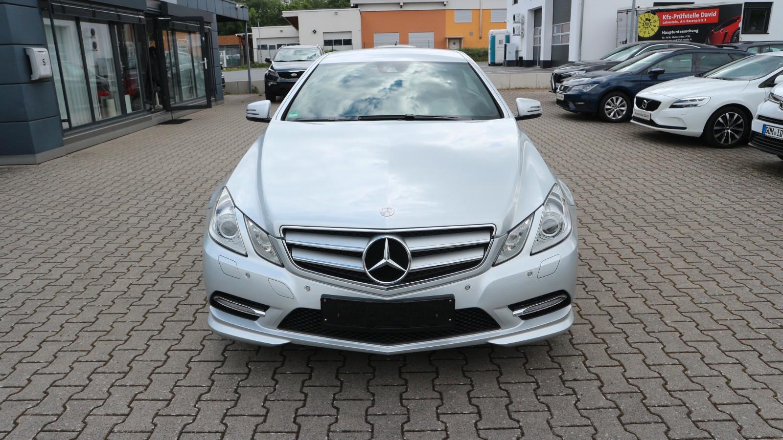 Mercedes-Benz E Coupe E 200 CGI BlueEfficiency*Nur 41.412km*