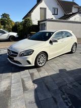 Mercedes-Benz A 180 - - Mercedes-Benz A 180 in Aachen