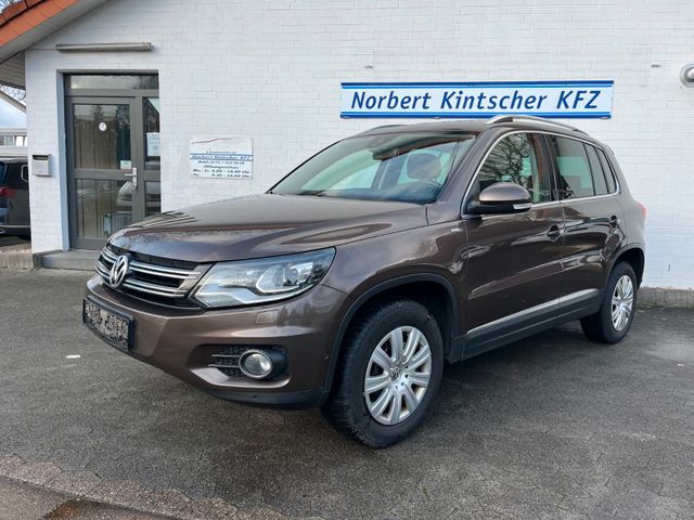 Volkswagen Tiguan Cup Track & Styl 4M AHK Navi Pano STHZ