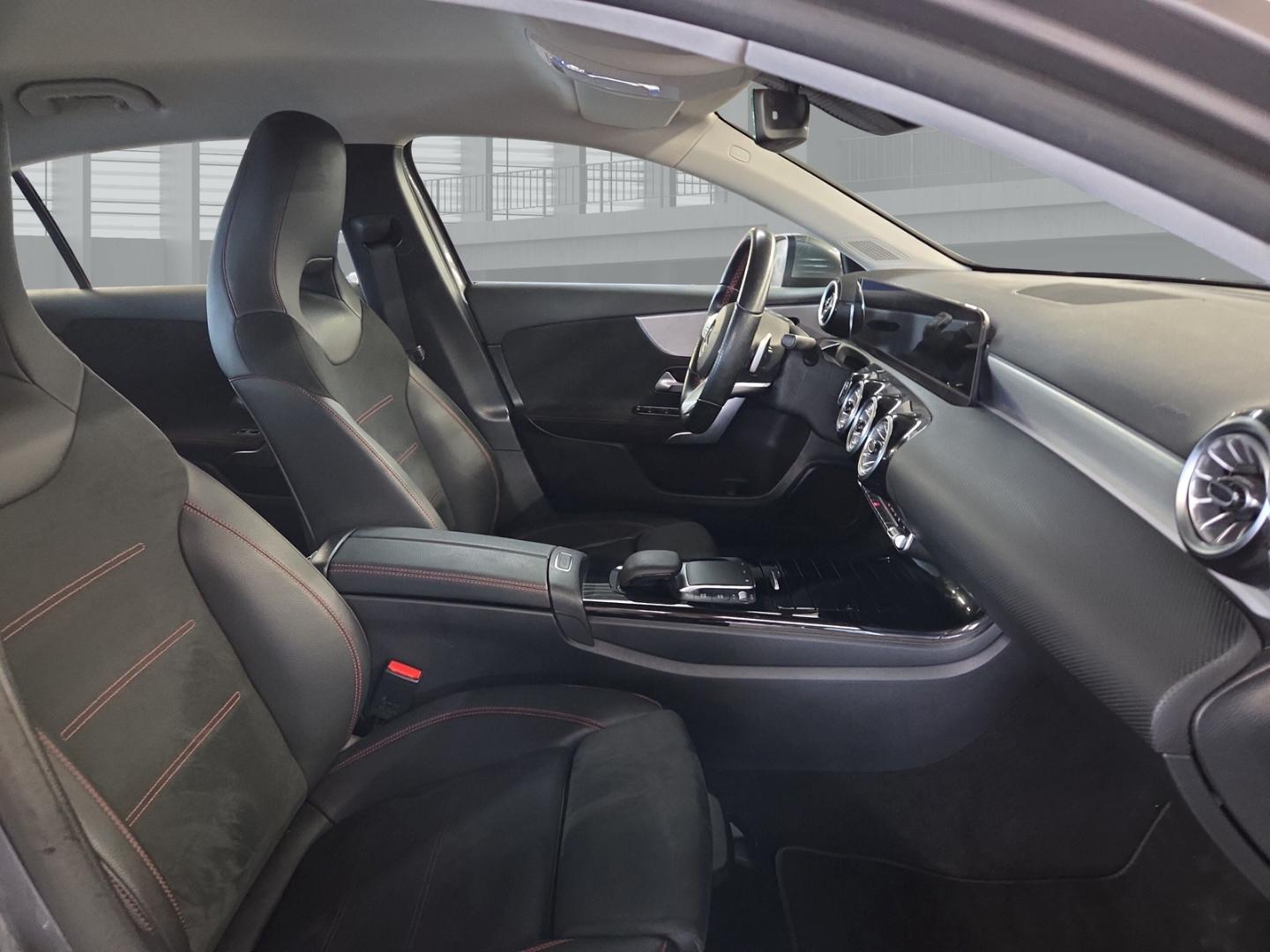 Mercedes-Benz A-Class A-Klasse AMG Line d Automatik Sportpaket S, миниатюра 5