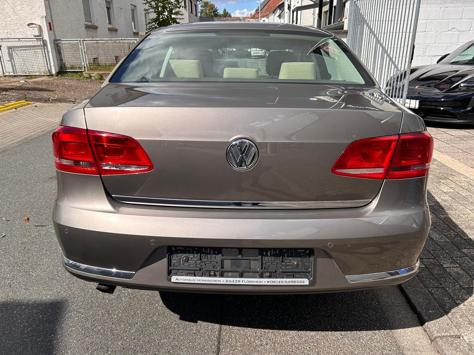 Fahrzeugabbildung Volkswagen Passat Lim. Comfortline BlueMotion DSG 1Hand PDC