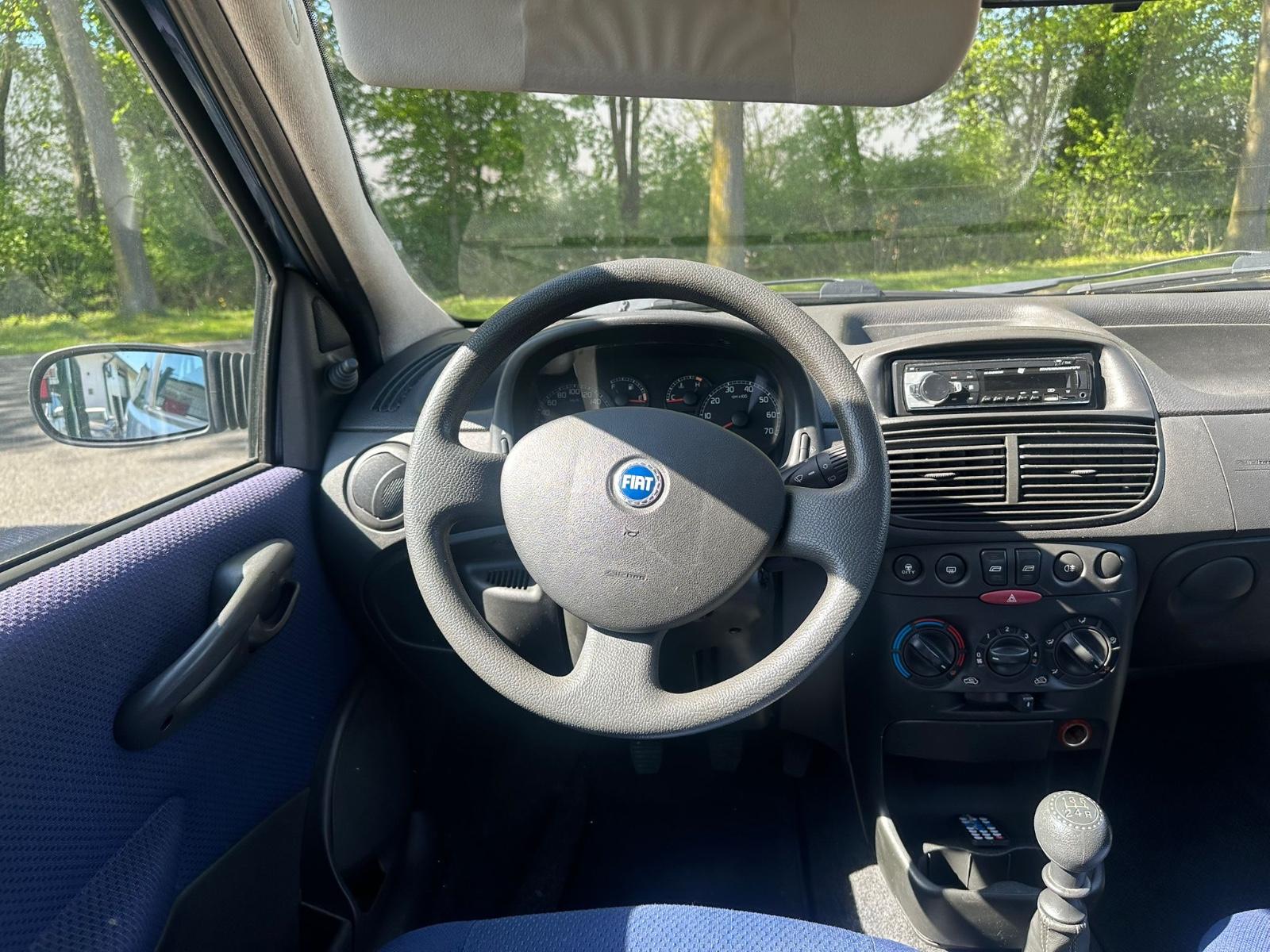 Fiat Punto 1.2 8V Active*TÜV NEU*