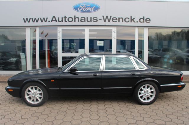 Jaguar XJ Sovereign 4.0*2.HAND*el.SD*LEDER*PDC*PIC89