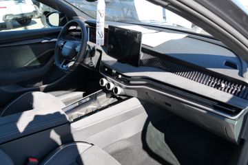 Skoda Superb Combi 2.0 TDI DSG 4x4 Sportline PANO STHZ