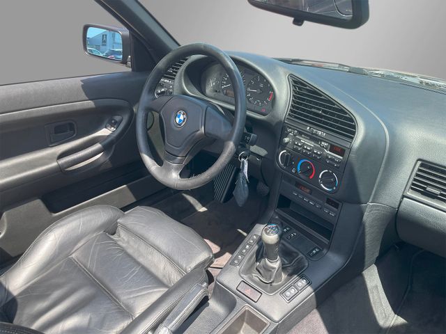 BMW E36 318i Cabrio M-Paket*1.Hand*Scheckh.*Original