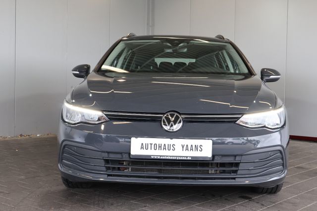 Volkswagen Golf VIII 2.0 TDI Life AID+ACC+KAM+CARPLAY