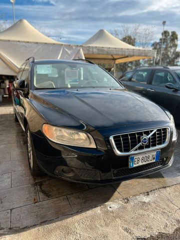 Volvo V70 D5 Geartronic R-design