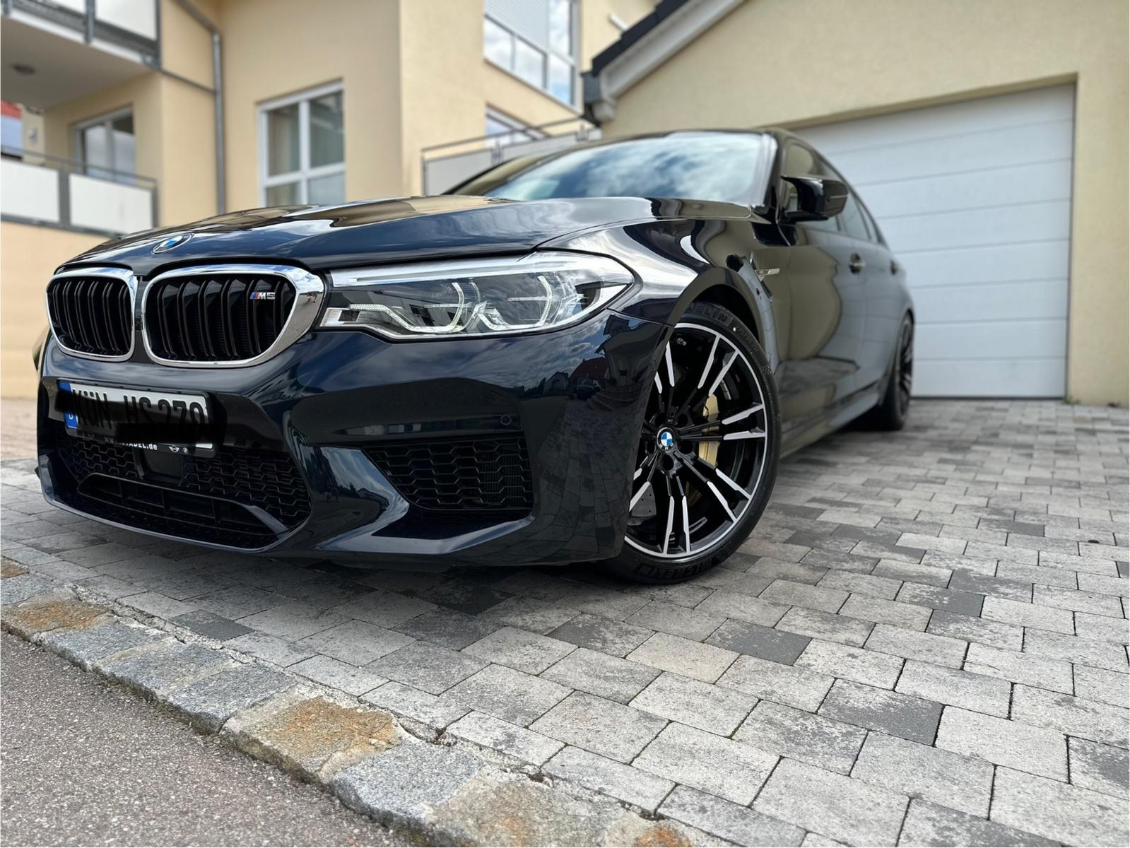 BMW M5 Limousine Basis