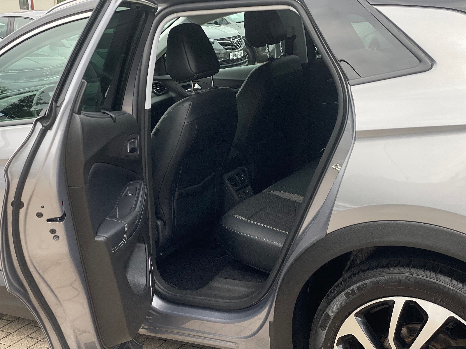 OPEL Grandland X, 2017, Benzin, 131 PS