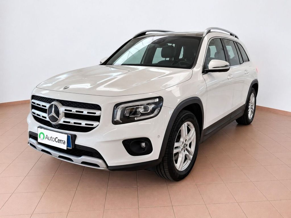 Image of Mercedes-Benz GLB 200