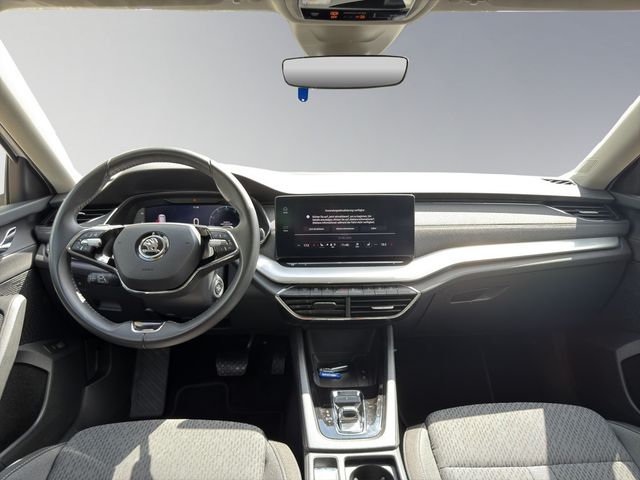 Octavia 2.0 TDI DPF Selection Plus DSG HUD LED