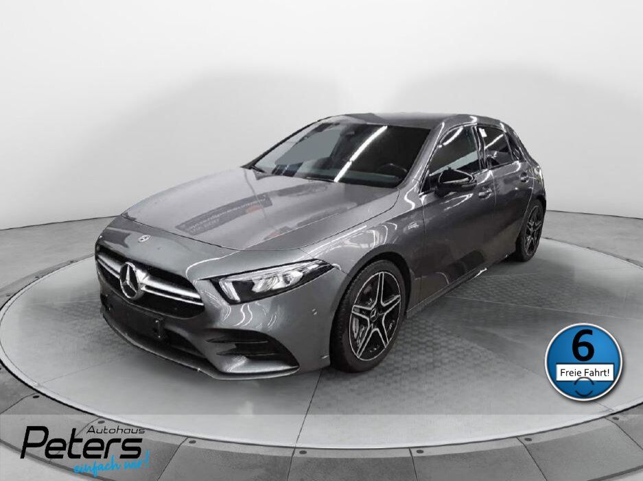 2022 Mercedes-Benz A 35 AMG