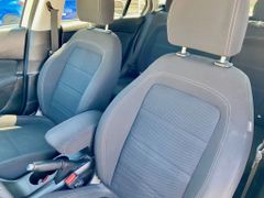 Fahrzeugabbildung Fiat Tipo Kombi 1.0 Life AAC AHK LED KAMERA PDC VORN