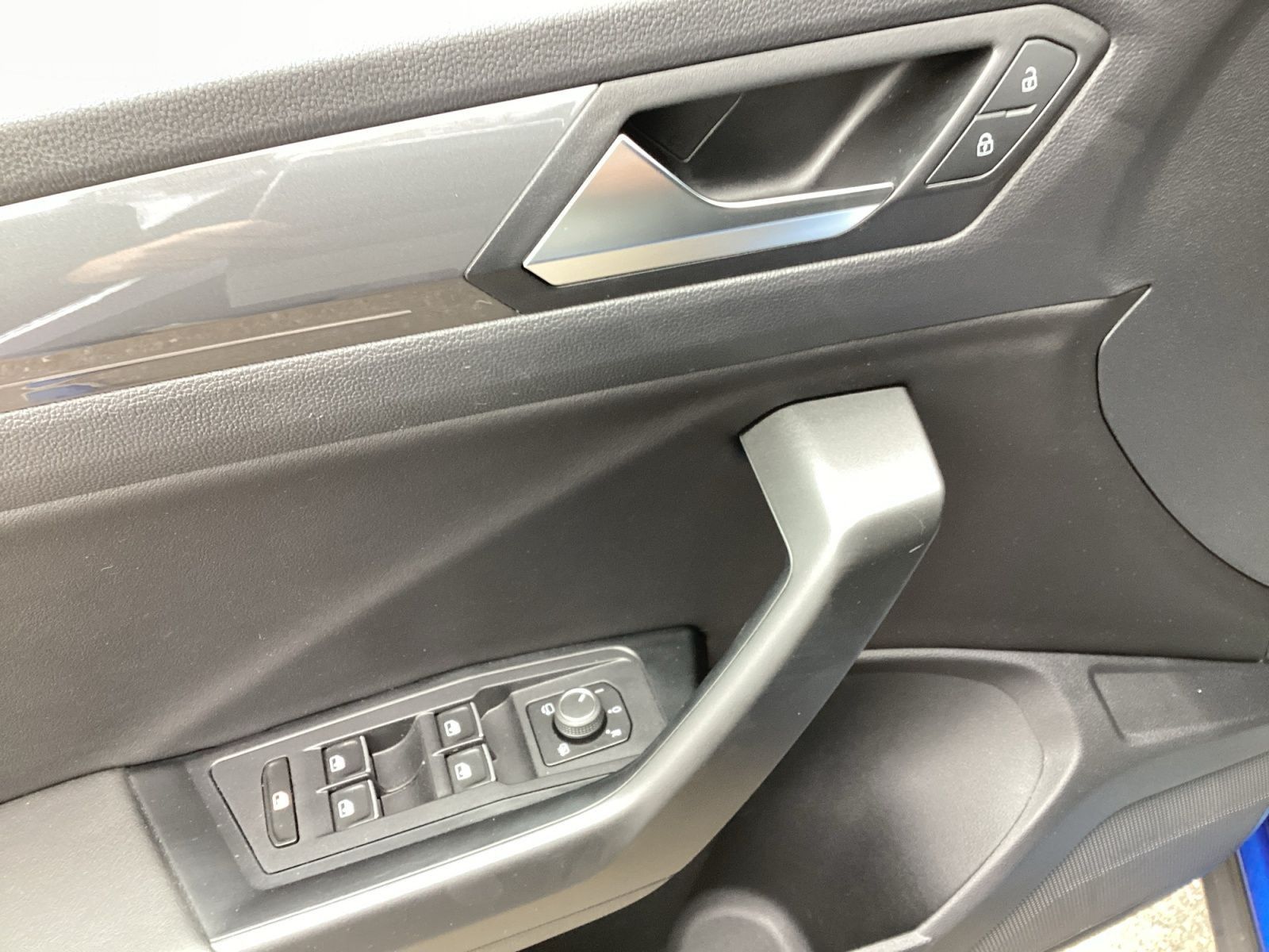 Volkswagen T-Roc - Bild 14
