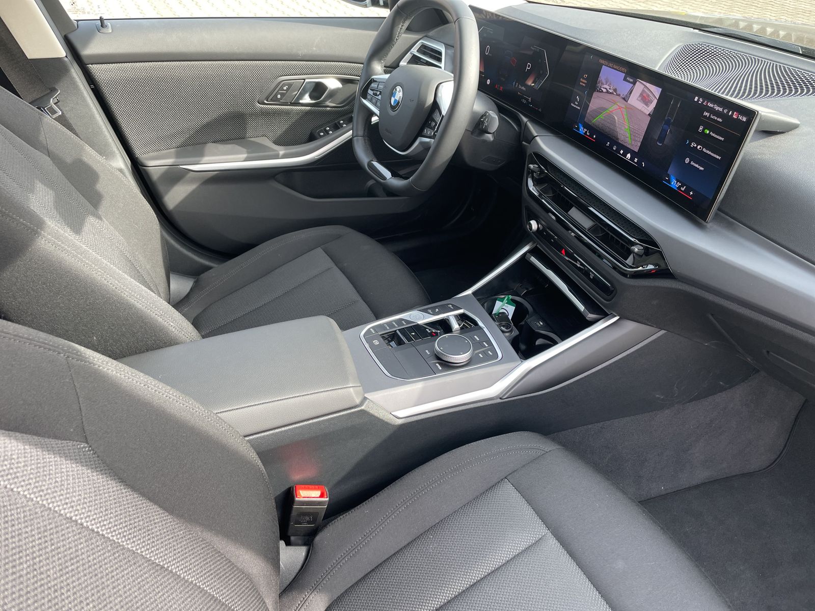 BMW 318i Touring Parkassi/Alarm/Komfortzug/Widescree foto 13
