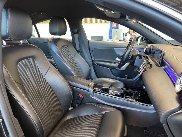 Mercedes-Benz CLA 180 *NAVI*LANE-ASSIST*KAMERA*NAVI*PDC*SZHZ*