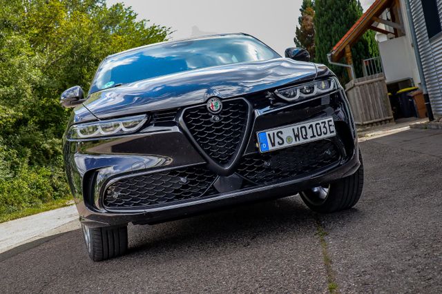Fahrzeugabbildung Alfa Romeo Tonale 1.3 MultiAir PHEV Q4 Veloce Assisp Wintp