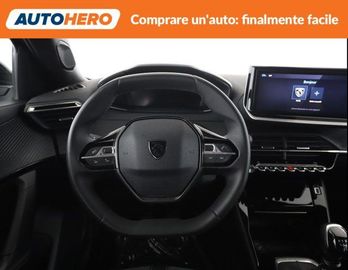 Peugeot 2008 - 11