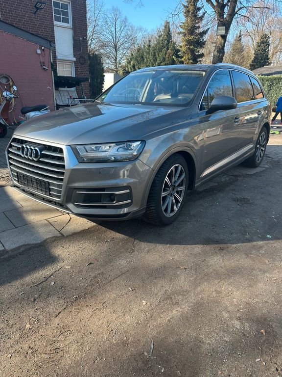 Image of Audi Q7