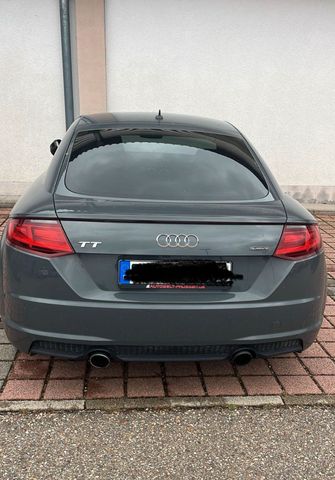 AUDI Audi TT Coupé