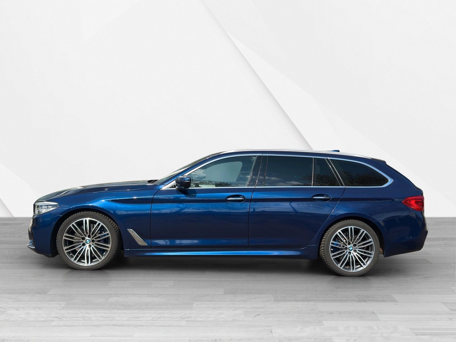 Fahrzeugabbildung BMW 540 Touring dxDrive M Sport