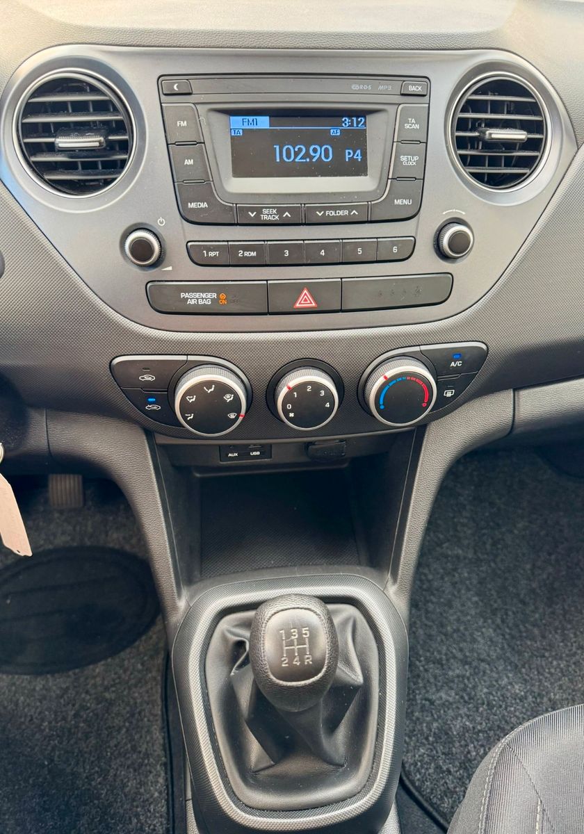Fahrzeugabbildung Hyundai i10 Classic 4,7 Liter auf 100 Km