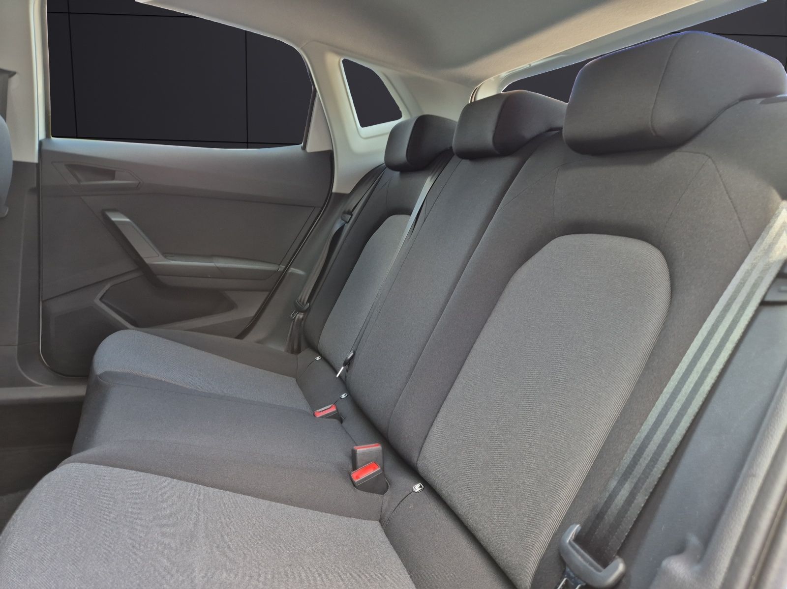 Fahrzeugabbildung SEAT Ibiza 1.0 Reference LED Klima DAB PDC SHZ LM