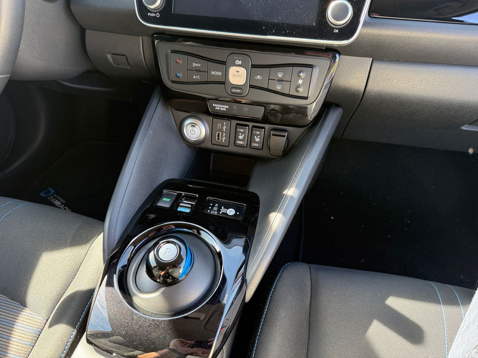 Fahrzeugabbildung Nissan Leaf e+ Connecta DAB LED 1-HAND