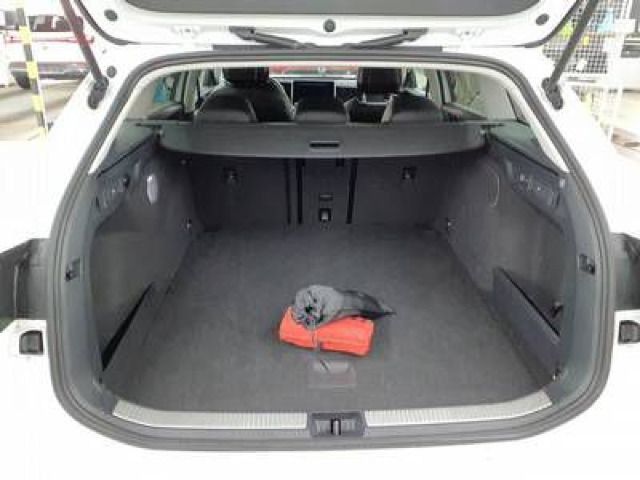 Volkswagen Passat Variant - Bild 7