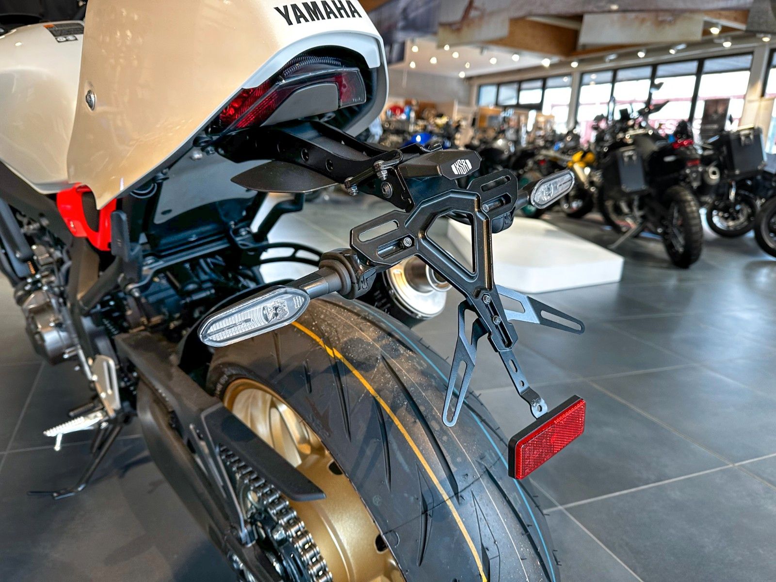 Fahrzeugabbildung Yamaha XSR 900  2024 - Neufahrzeug mit Sonderzubehör!